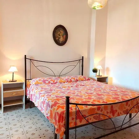Cortina 2-9 Apartment
